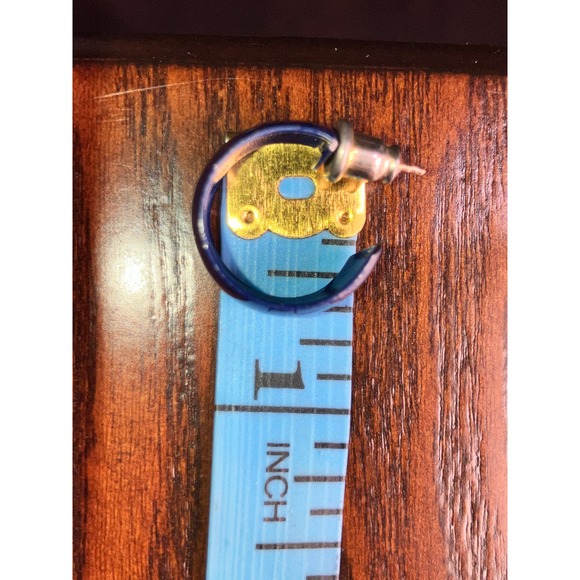 Vintage Royal Blue Enamel Hoop 5/8 Inch Earrings! - Picture 8 of 9